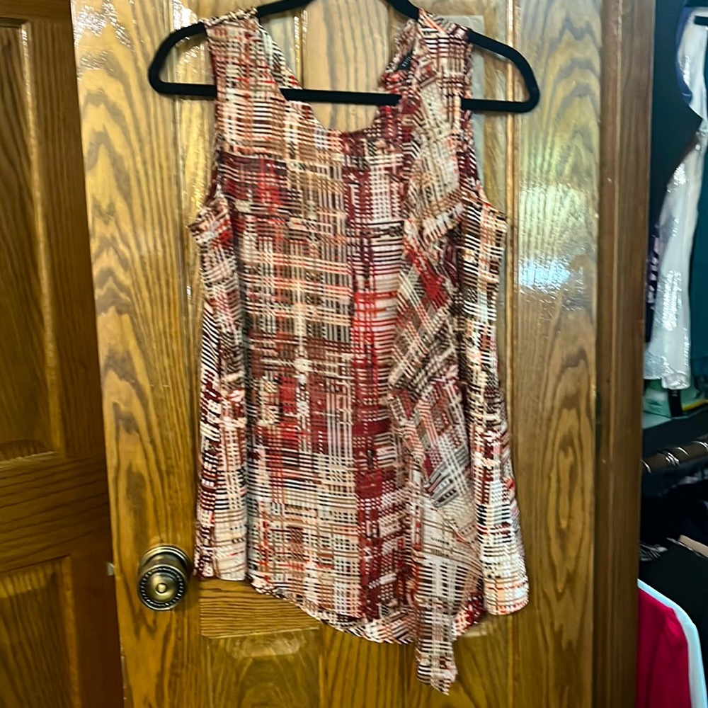 White House Black Market tank top.